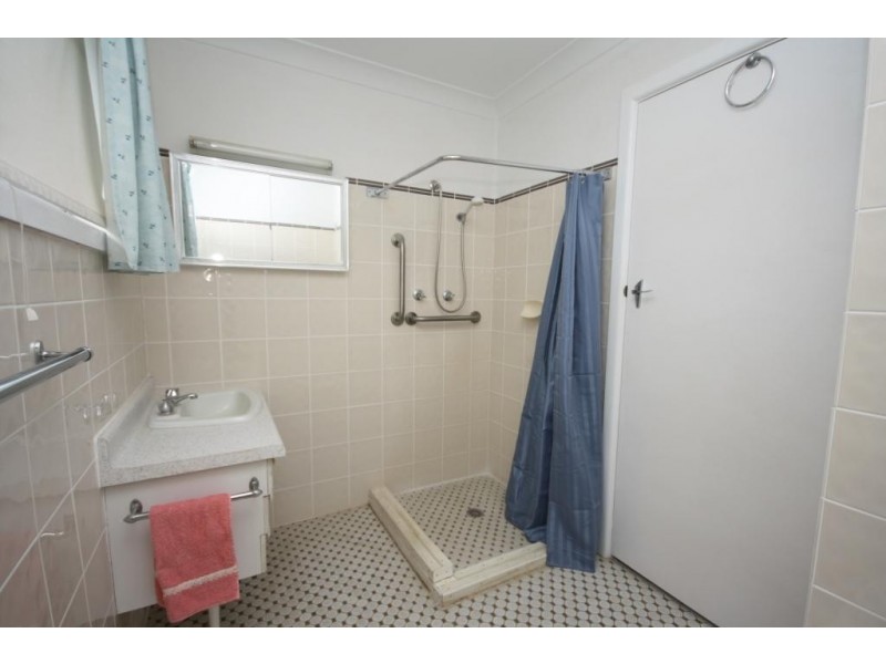 2 Cowper Street, Wee Waa NSW 2388