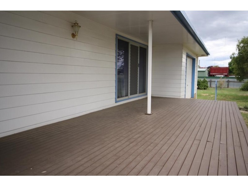 2 Cowper Street, Wee Waa NSW 2388