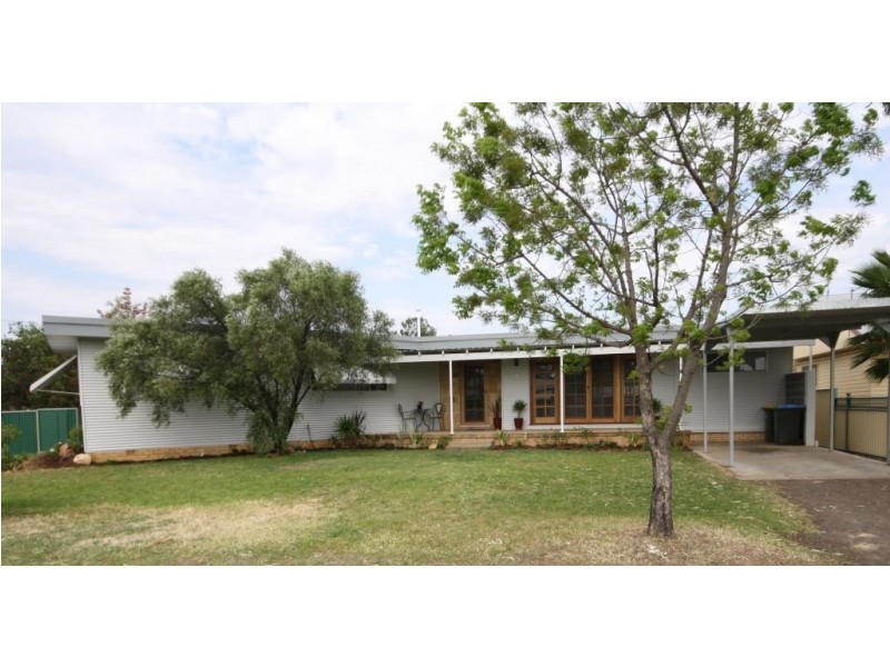 1 Delaney Avenue, Narrabri NSW 2390