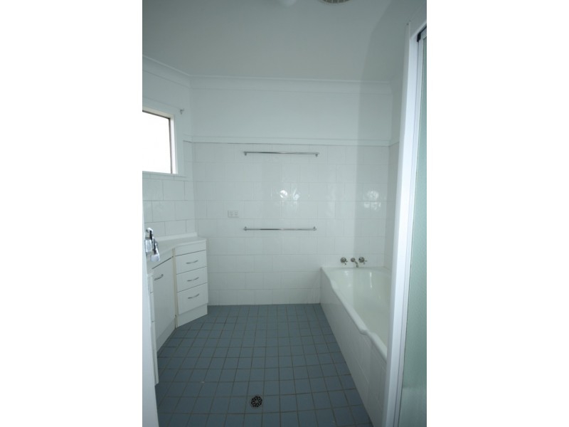1 Delaney Avenue, Narrabri NSW 2390