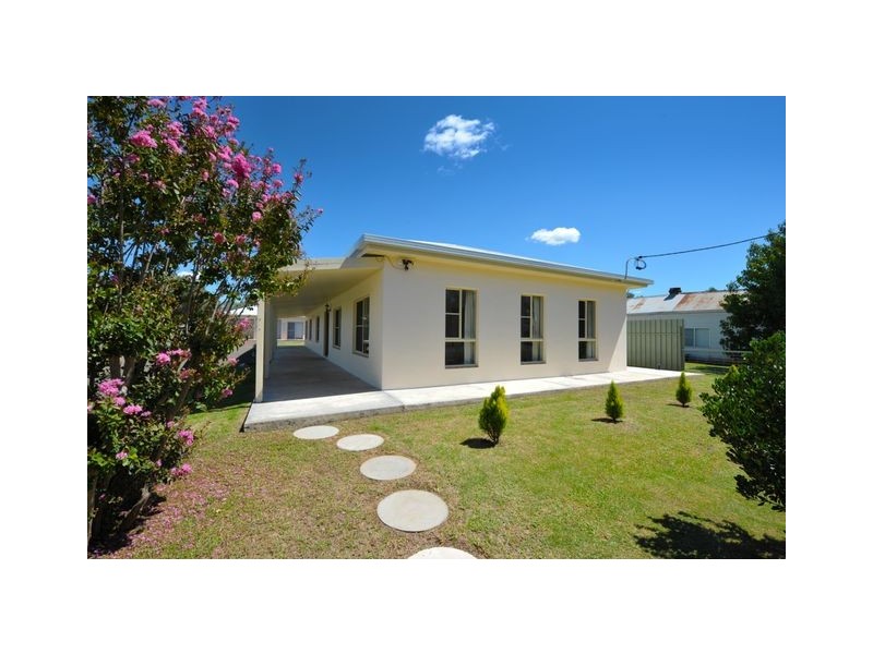 36 Laidlaw St, Boggabri NSW 2382