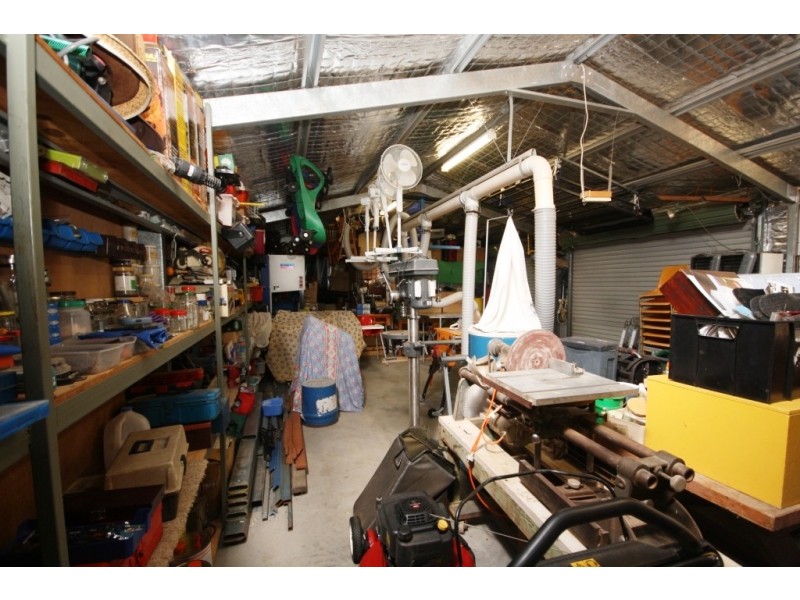 2 Lenore Crescent, Wee Waa NSW 2388