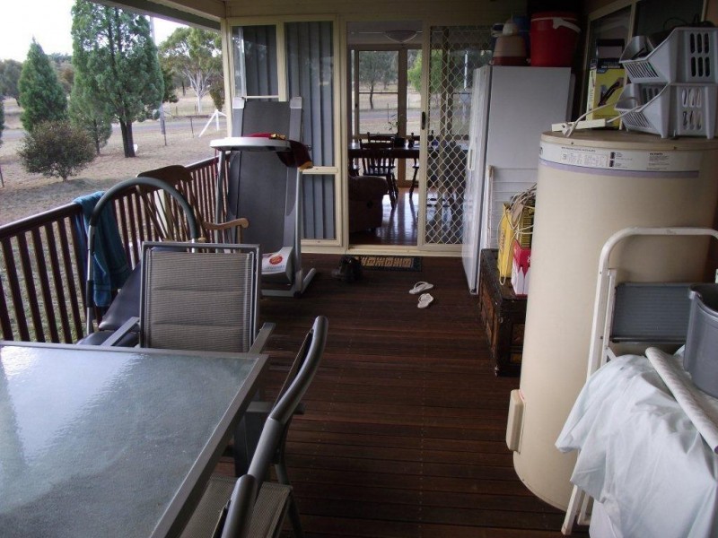 19 Booloocooroo Rd, Gunnedah NSW 2380