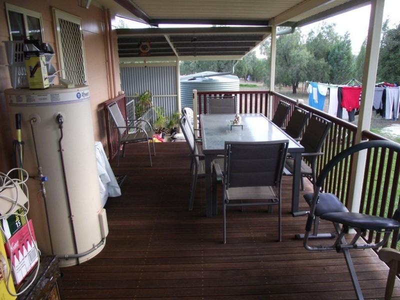 19 Booloocooroo Rd, Gunnedah NSW 2380