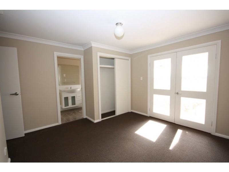 202 Riverside Drive, Narrabri NSW 2390