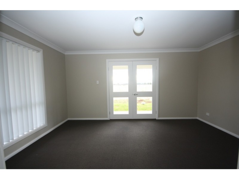 202 Riverside Drive, Narrabri NSW 2390