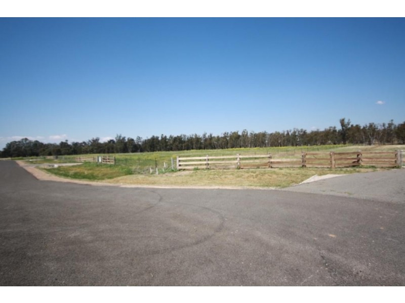 191, 197, 223 Riverside Drive, Narrabri NSW 2390