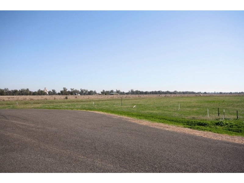 191, 197, 223 Riverside Drive, Narrabri NSW 2390