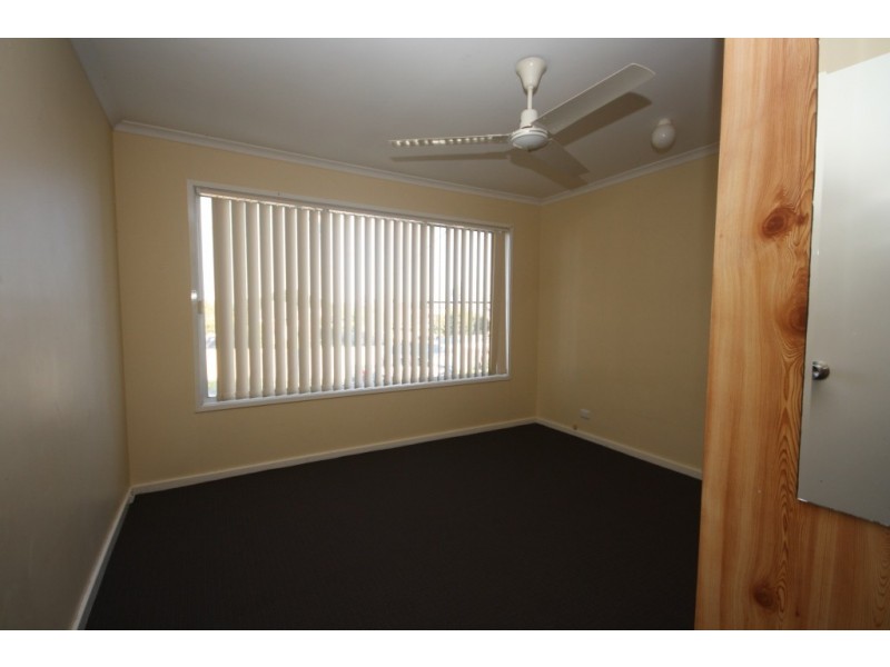 11 McDonald Lane, Narrabri NSW 2390