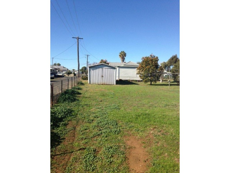 27 Osric St, Gunnedah NSW 2380