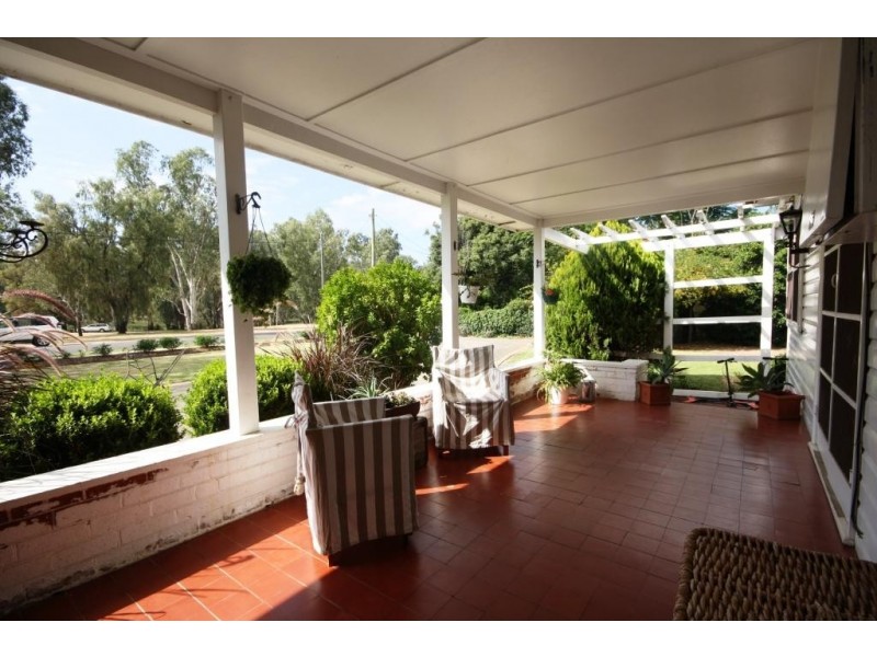 9 Cameron Street, Narrabri NSW 2390