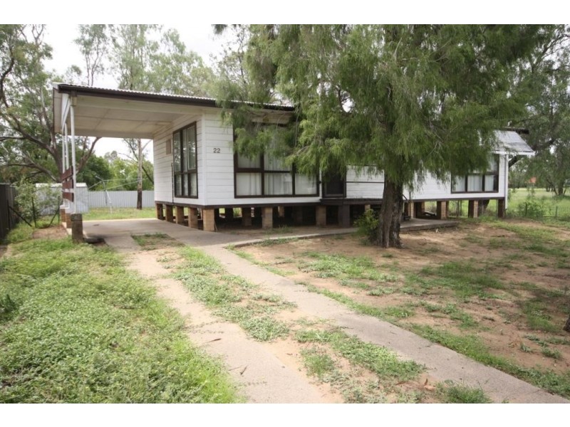 22 Charles, Wee Waa NSW 2388