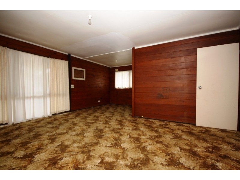 22 Charles, Wee Waa NSW 2388