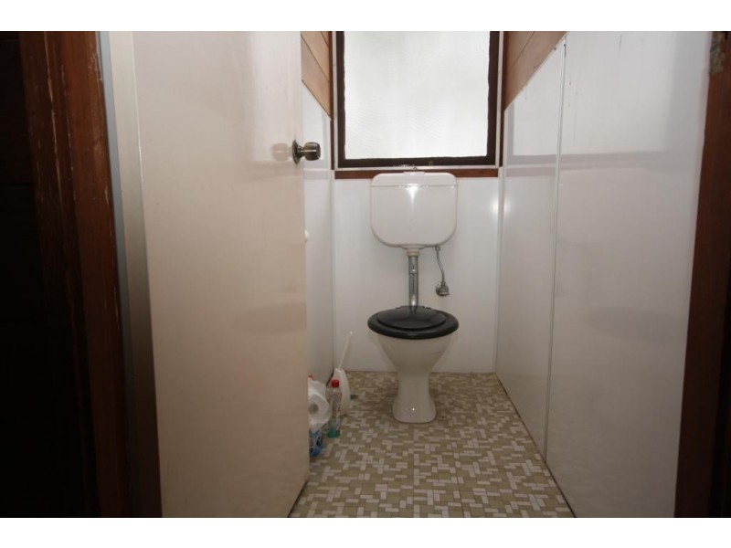 22 Charles, Wee Waa NSW 2388