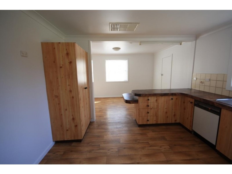 12 Gibbons Street, Narrabri NSW 2390