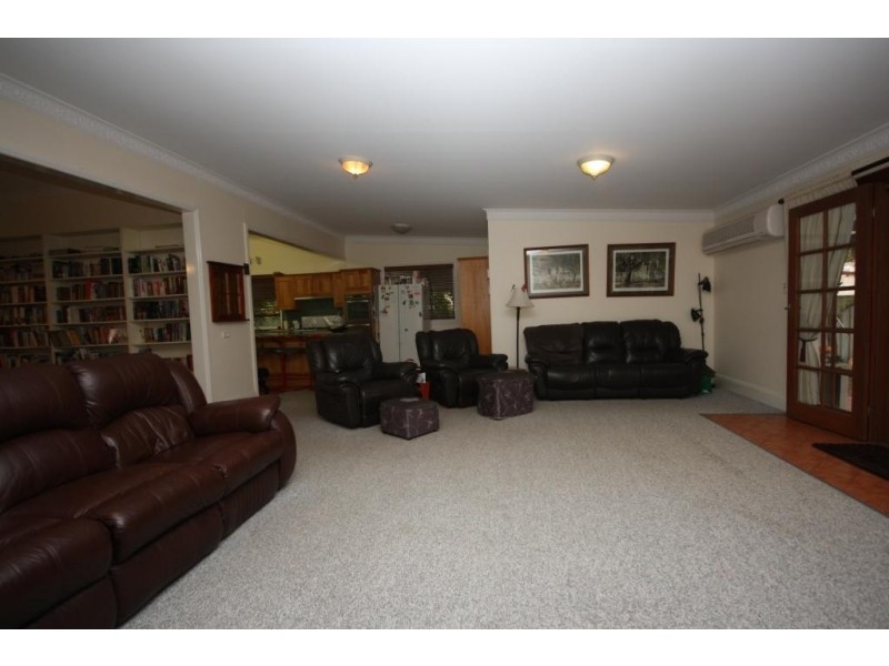 27 Doyle Street, Narrabri NSW 2390