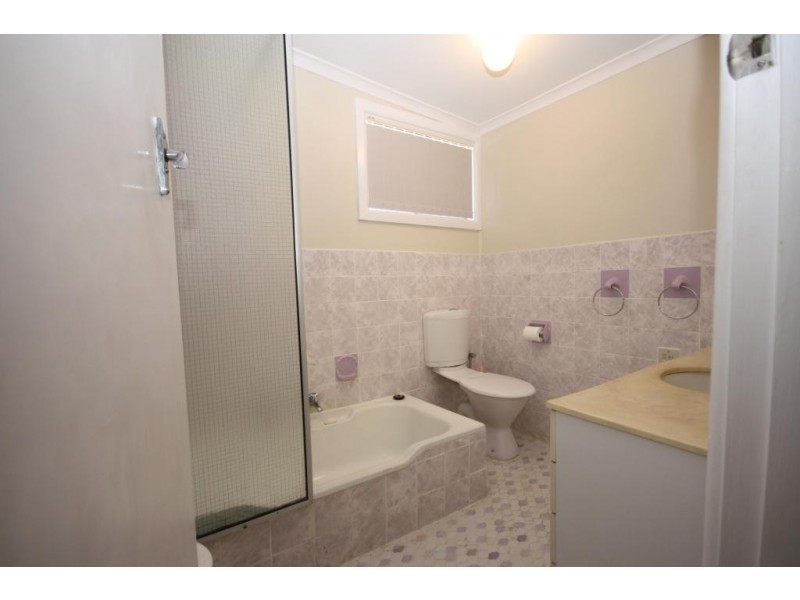 51 Alma Street, Wee Waa NSW 2388