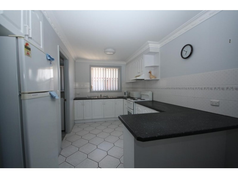 2/38 Balonne Street, Narrabri NSW 2390