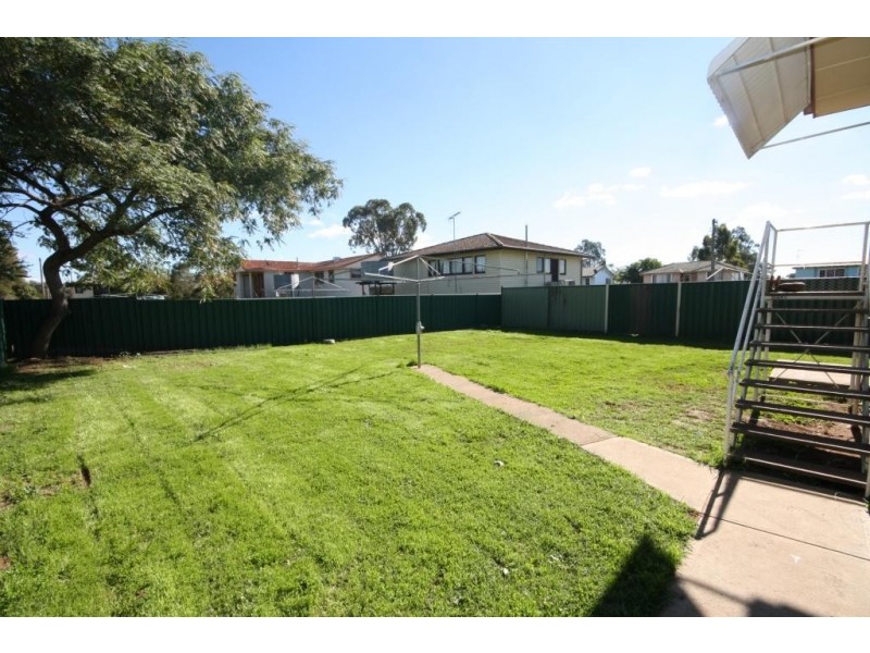 10 Park Crescent, Narrabri NSW 2390