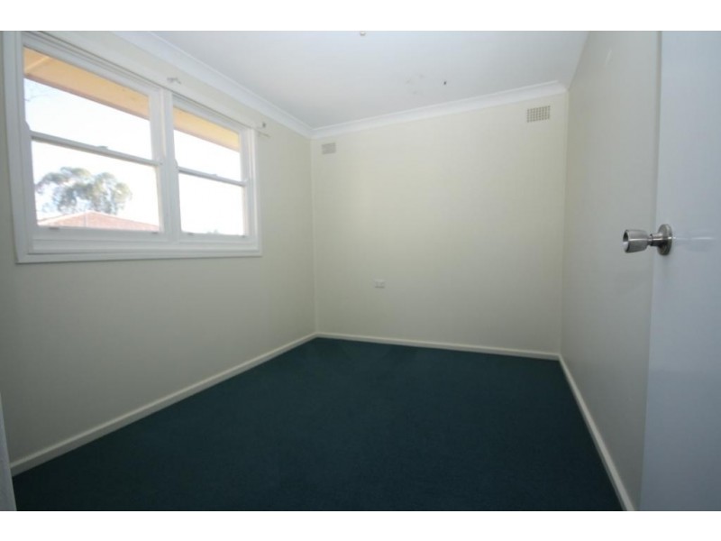 10 Park Crescent, Narrabri NSW 2390