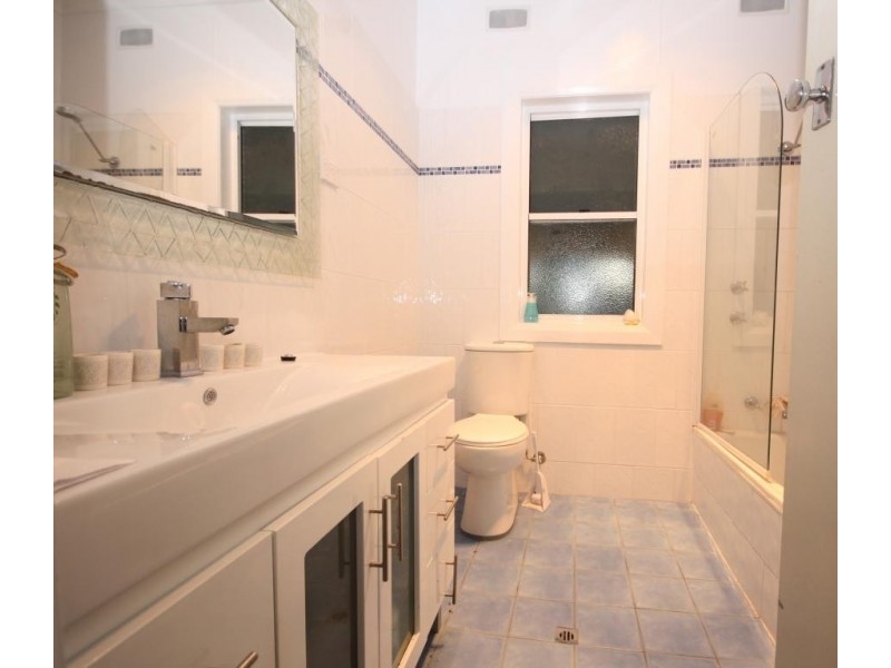 2 Reid Street, Narrabri NSW 2390