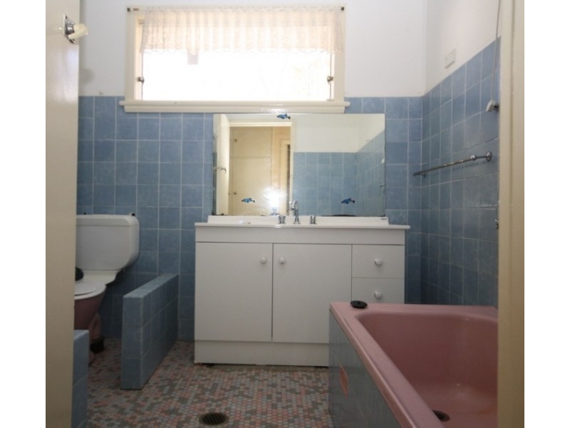 109 Gibbons Street, Narrabri NSW 2390