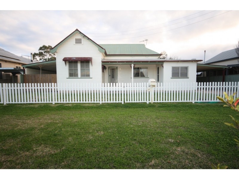 21 Reid Street, Narrabri NSW 2390