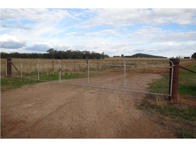 “Glen Alvion” Glencoe Road, Emerald Hill NSW 2380