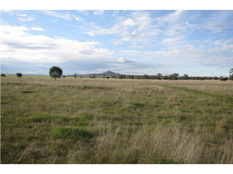 “Glen Alvion” Glencoe Road, Emerald Hill NSW 2380