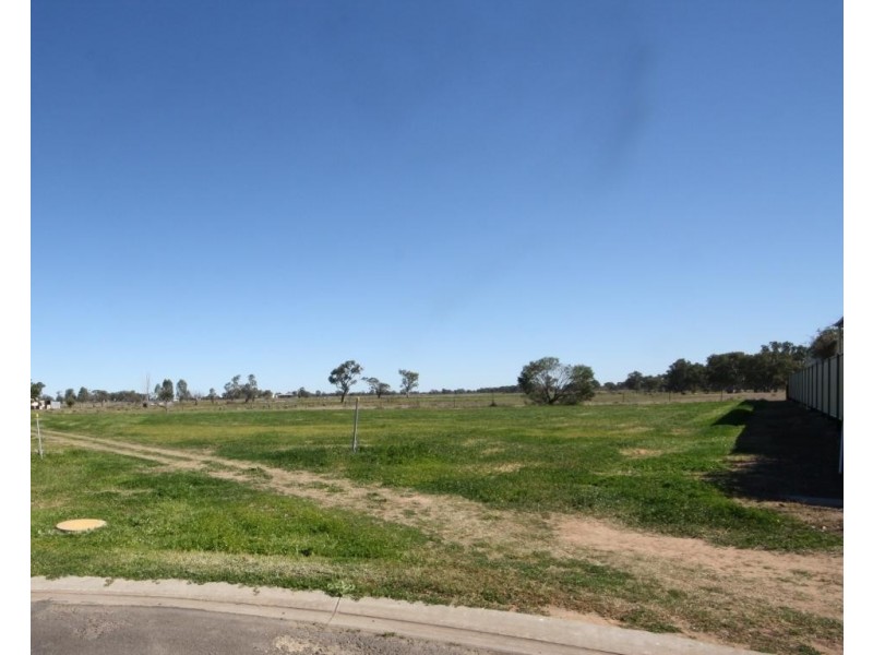 22 Isabella Close, Narrabri NSW 2390