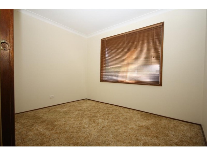 10 Lenore Crescent, Wee Waa NSW 2388