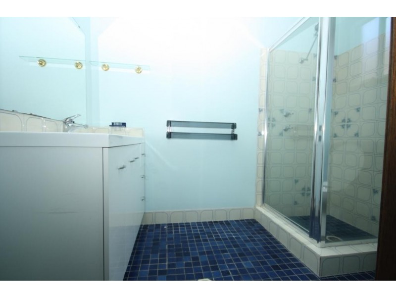 10 Lenore Crescent, Wee Waa NSW 2388