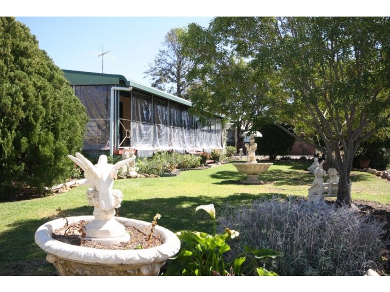 14 Maitland Street, Wee Waa NSW 2388