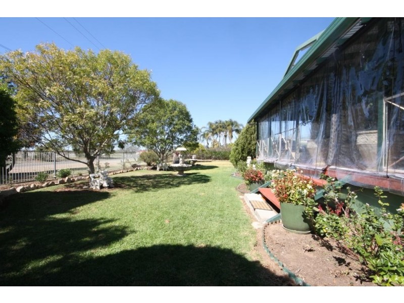 14 Maitland Street, Wee Waa NSW 2388