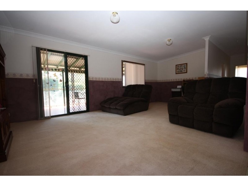 14 Maitland Street, Wee Waa NSW 2388