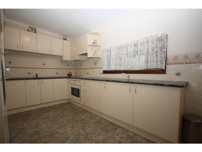 14 Maitland Street, Wee Waa NSW 2388