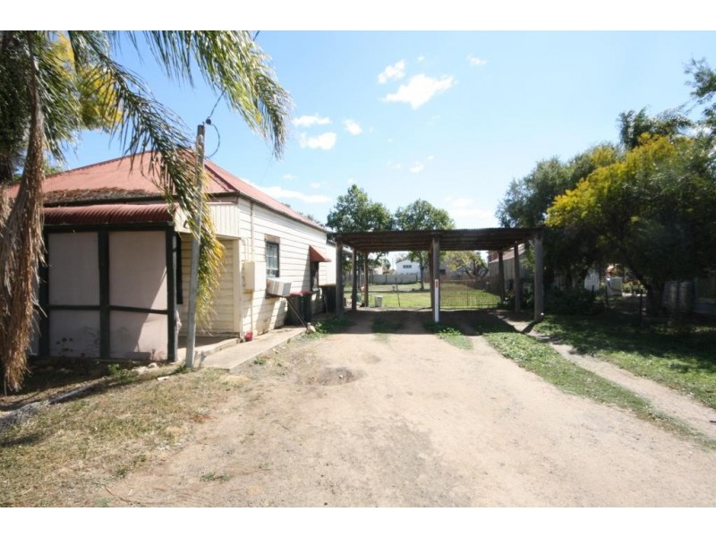 55 Alma Street, Wee Waa NSW 2388