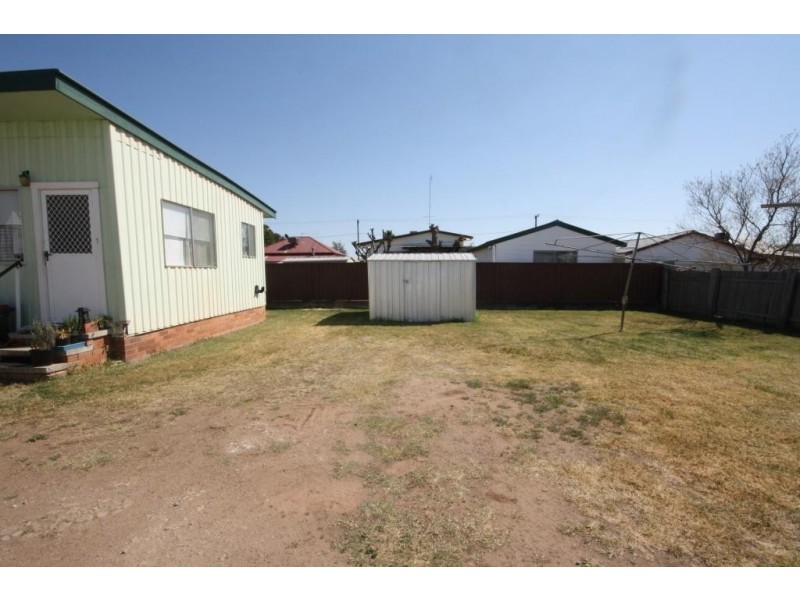 24 Delaney Street, Narrabri NSW 2390