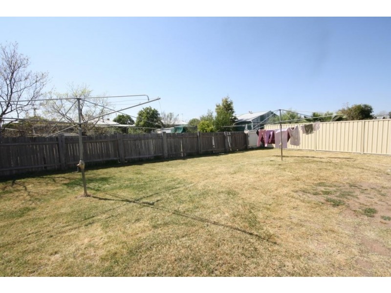 24 Delaney Street, Narrabri NSW 2390