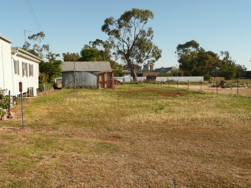 4 Pine st, Curlewis NSW 2381