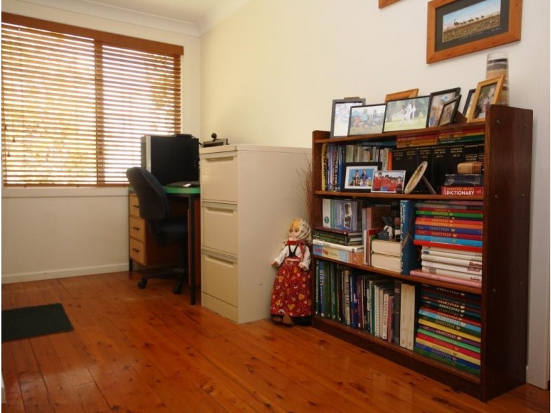 13 Adams Street, Narrabri NSW 2390