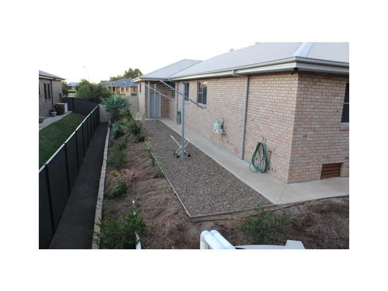 16 Millicent Drive, Narrabri NSW 2390