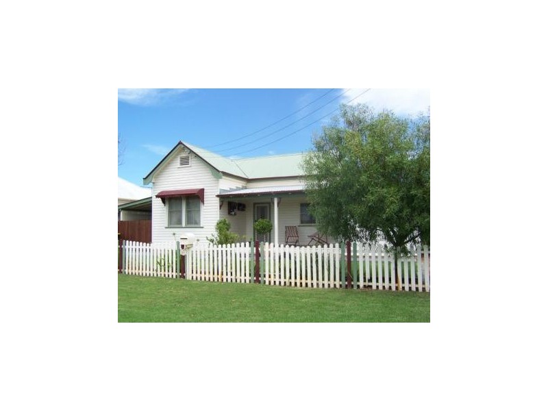 21 Reid street, Narrabri NSW 2390
