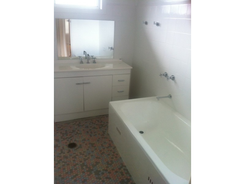 109 Gibbons Street, Narrabri NSW 2390