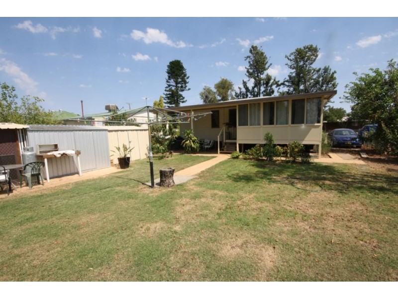 48 Alma Street, Wee Waa NSW 2388