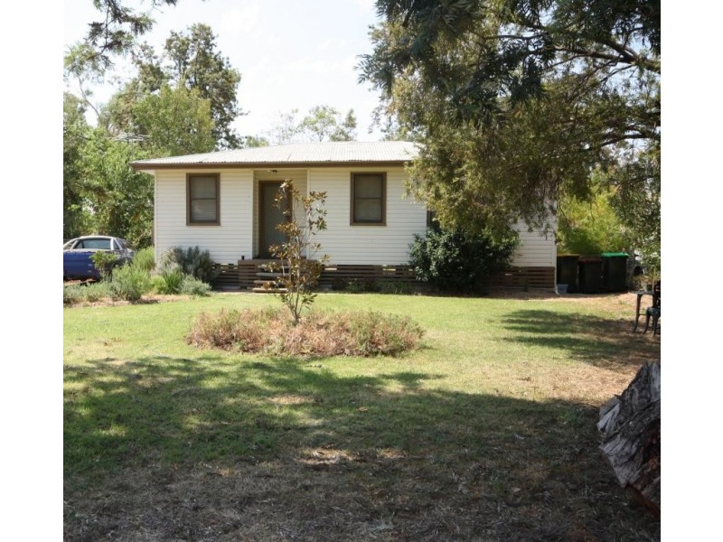 48 Alma Street, Wee Waa NSW 2388