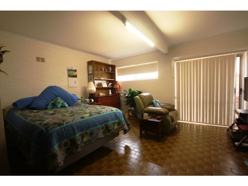 9 Huxley Street, Narrabri NSW 2390