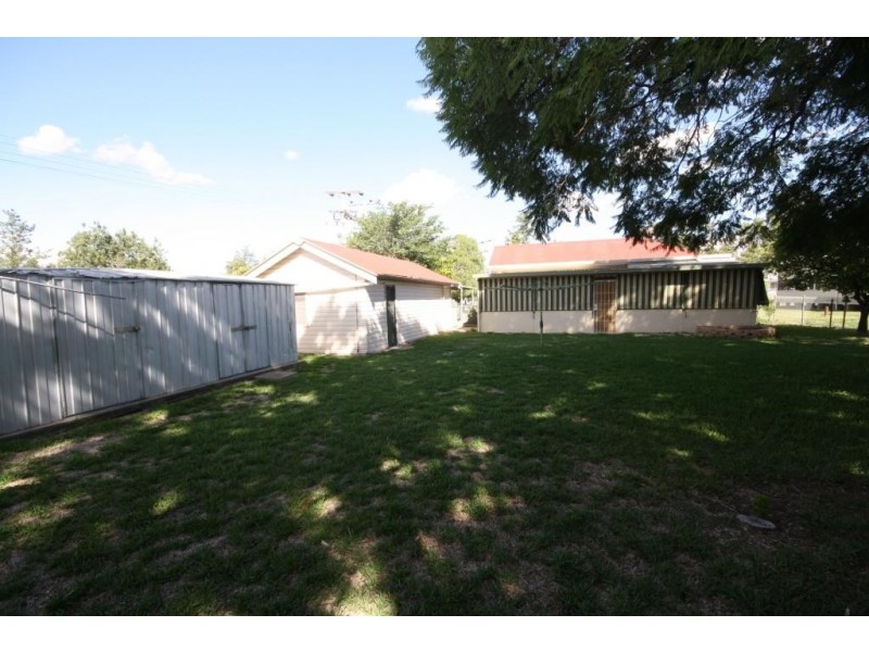 141 Rose Street, Wee Waa NSW 2388