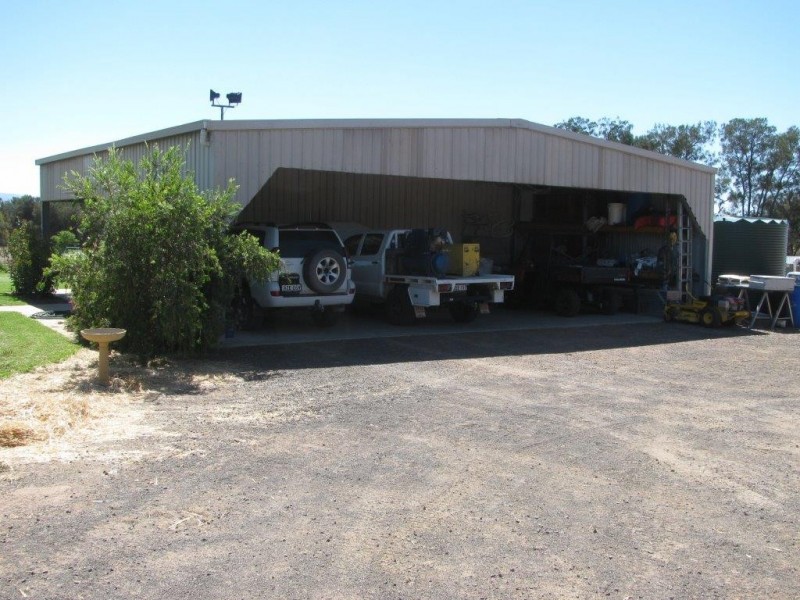 18 Greylands road, Narrabri NSW 2390