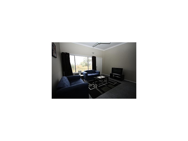 2/29 Lloyd street, Narrabri NSW 2390